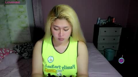 BELLA online show from 10-14-25, 04:46