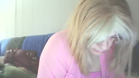 Snapshot of traphouseslutbunny4fun chatting on 01-26-25, 09:08 traphouseslutbunny4fun online show from 01-26-25, 09:08