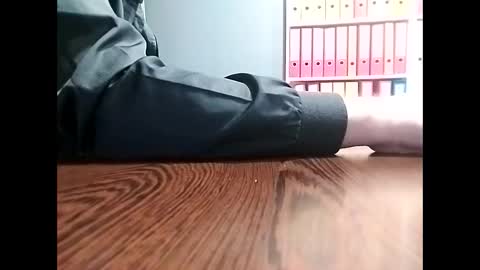 Snapshot of trapper727272 chatting on 02-01-25, 03:07 Big Head Cock online show from 02-01-25, 03:07