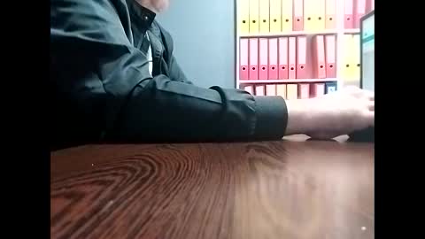 Snapshot of trapper727272 chatting on 02-04-25, 12:11 Big Head Cock online show from 02-04-25, 12:11