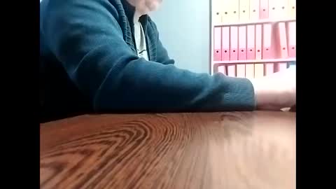 Snapshot of trapper727272 chatting on 02-20-25, 12:36 Big Head Cock online show from 02-20-25, 12:36