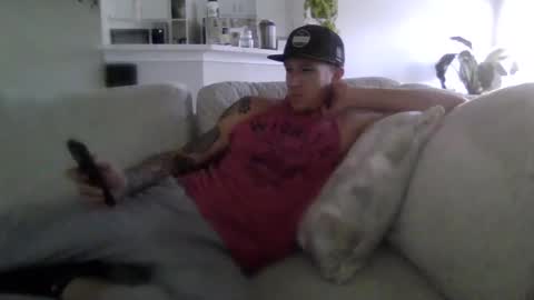 Snapshot of trash_man1989 chatting on 01-04-25, 08:37 trash_man1989 online show from 01-04-25, 08:37