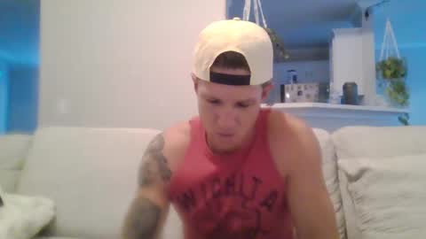 Snapshot of trash_man1989 chatting on 01-12-25, 10:33 trash_man1989 online show from 01-12-25, 10:33