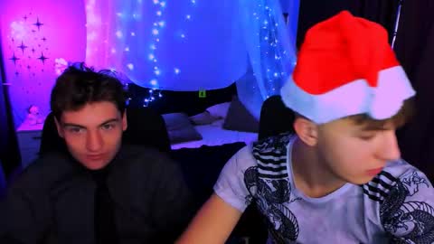 Travis online show from 12-14-25, 08:13