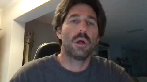 Snapshot of traviskenn chatting on 10-02-25, 11:28 TravisKenn online show from 10-02-25, 11:28