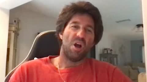 Snapshot of traviskenn chatting on 11-07-25, 01:00 TravisKenn online show from 11-07-25, 01:00