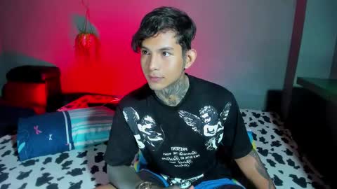 TRAV - INDEPENDENT MODEL online show from 10-06-25, 05:21