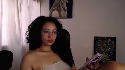 Snapshot of treasuresz chatting on 10-13-25, 03:45 Emily online show from 10-13-25, 03:45