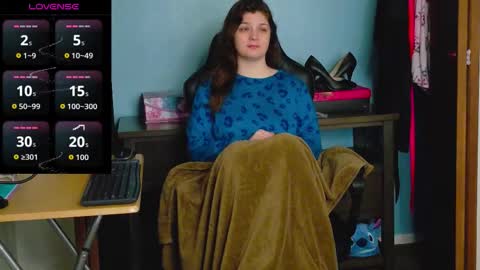 TreeJeanne online show from 11-22-25, 03:49