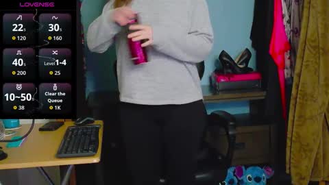 TreeJeanne online show from 12-20-25, 05:09