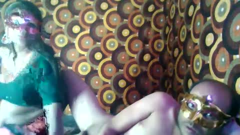 treesomecouple online show from 01-23-25, 06:56