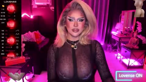 Snapshot of tremendouscockdestroyer chatting on 10-07-25, 08:44 Jade online show from 10-07-25, 08:44