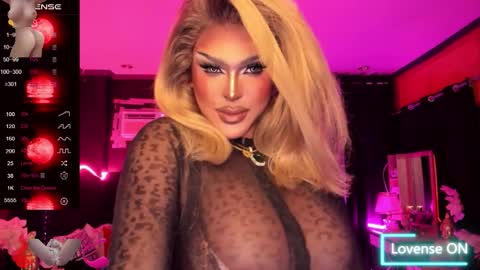 Snapshot of tremendouscockdestroyer chatting on 10-28-25, 04:09 Jade online show from 10-28-25, 04:09