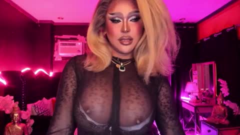 Snapshot of tremendouscockdestroyer chatting on 11-12-25, 12:55 Jade online show from 11-12-25, 12:55