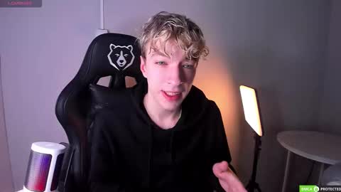 TrevorBenson online show from 12-17-25, 03:34