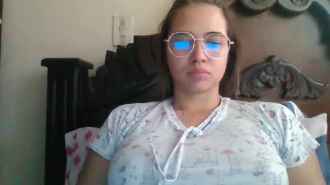 triana_bell online show from 12-01-24, 05:24