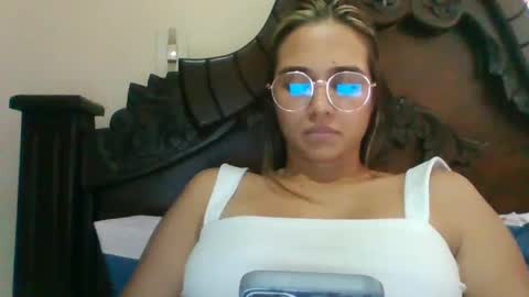 triana_bell online show from 12-02-24, 09:17
