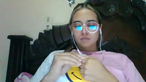 triana_bell online show from 12-11-24, 02:41