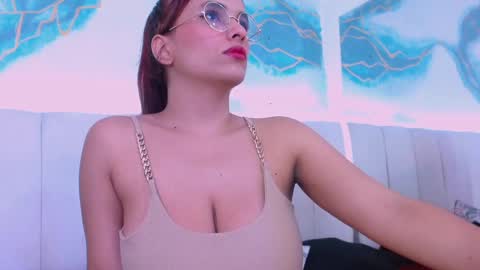 triana_crimson online show from 09-20-25, 09:05