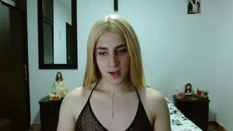 triana_damelio online show from 12-28-24, 08:58
