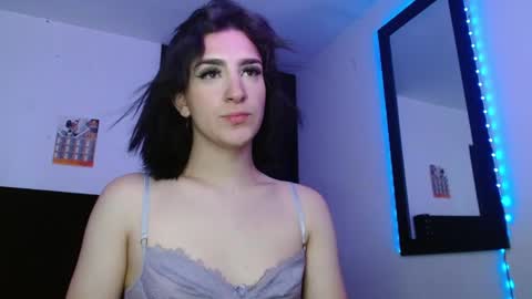 triana_damelio online show from 11-13-25, 05:56