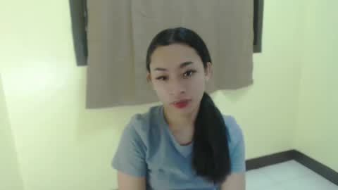 tricia_slut online show from 03-07-25, 09:40