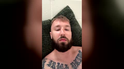 Snapshot of triley10 chatting on 04-07-26, 12:11 triley10 online show from 04-07-26, 12:11