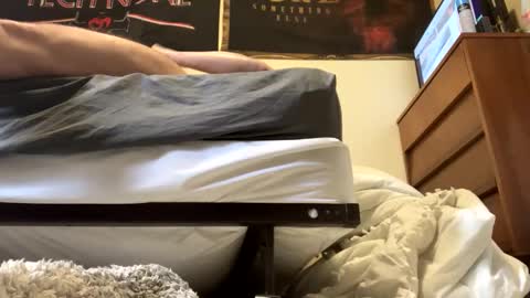 Snapshot of triller402 chatting on 03-05-25, 02:01 triller402 online show from 03-05-25, 02:01