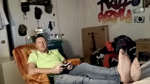 trillnonymau5 online show from 12-18-24, 10:13