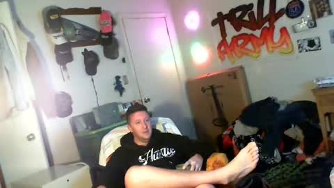 trillnonymau5 online show from 12-25-24, 02:23