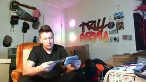 trillnonymau5 online show from 01-08-25, 01:41