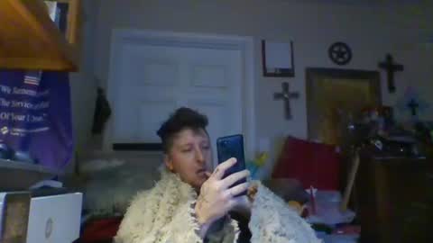 trillnonymau5 online show from 01-27-25, 10:06