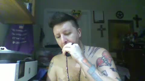 trillnonymau5 online show from 02-25-25, 07:31