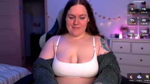 Snapshot of trinititi chatting on 02-19-25, 04:11 Tina online show from 02-19-25, 04:11