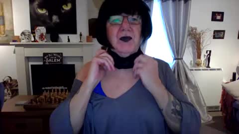 Snapshot of trinity1011 chatting on 12-01-25, 09:25 trinity1011 online show from 12-01-25, 09:25