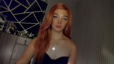 Snapshot of trinityfucksyou chatting on 12-10-24, 01:22 Ms Ella online show from 12-10-24, 01:22