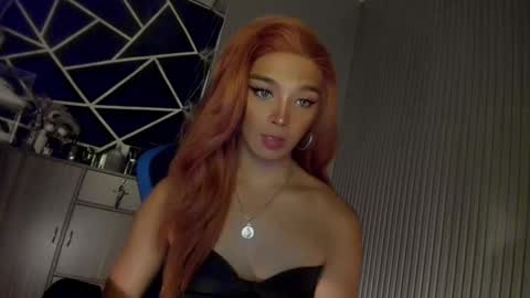 Snapshot of trinityfucksyou chatting on 12-11-24, 03:26 Ms Ella online show from 12-11-24, 03:26