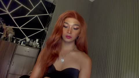 Snapshot of trinityfucksyou chatting on 01-24-25, 01:47 Ms Ella online show from 01-24-25, 01:47