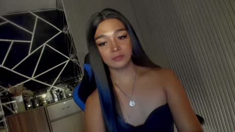 Snapshot of trinityfucksyou chatting on 03-09-25, 03:38 Ms Ella online show from 03-09-25, 03:38