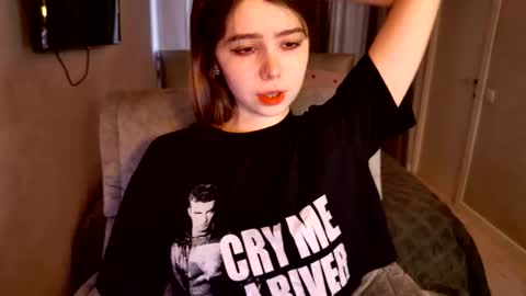 Snapshot of tripleprinces chatting on 01-16-26, 06:50 tripleprinces online show from 01-16-26, 06:50