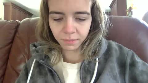 trippybb222 online show from 11-07-25, 03:56