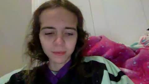 trippybb222 online show from 12-01-25, 02:27