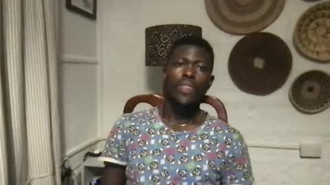 Snapshot of trisboo5 chatting on 12-15-24, 08:36 Trisboo5 online show from 12-15-24, 08:36