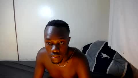 Snapshot of trisboo5 chatting on 01-21-25, 11:02 Trisboo5 online show from 01-21-25, 11:02