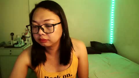 Snapshot of trishakera chatting on 02-28-25, 11:45 trisha online show from 02-28-25, 11:45