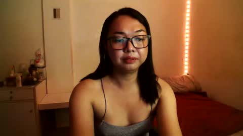 Snapshot of trishakera chatting on 03-11-25, 10:20 trisha online show from 03-11-25, 10:20