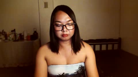 Snapshot of trishakera chatting on 10-14-25, 02:40 trisha online show from 10-14-25, 02:40