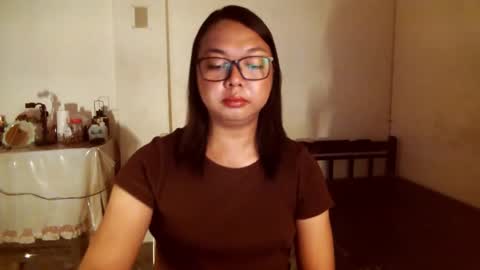 Snapshot of trishakera chatting on 10-21-25, 01:39 trisha online show from 10-21-25, 01:39