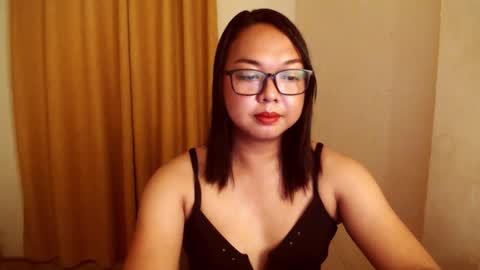 Snapshot of trishakera chatting on 10-29-25, 02:14 trisha online show from 10-29-25, 02:14