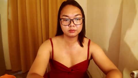 Snapshot of trishakera chatting on 11-17-25, 01:50 trisha online show from 11-17-25, 01:50